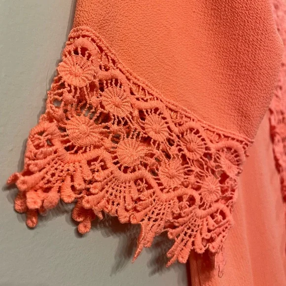 Women’s 3/4 sleeve peach blouse - Picture 4 of 4